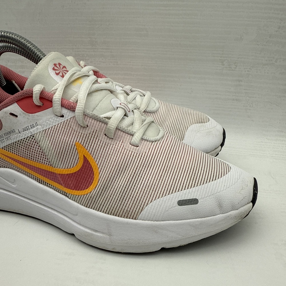 Nike Girls/Youth Grade School Downshifter 12 Running Shoes Size: 6Y (DM4194-100) - Picture 16 of 16